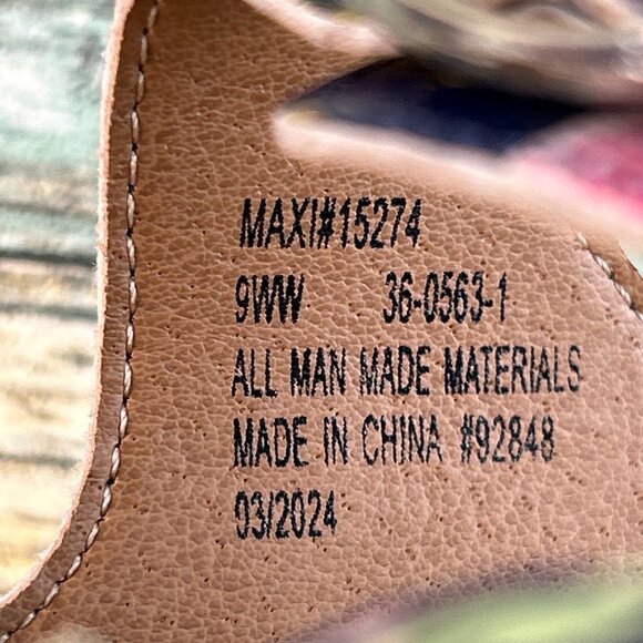 Comfortview The Maxi Footbed Slide Sandal Womens 9 Extra Wide Blue Floral Casual - Picture 11 of 11